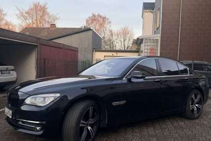 BMW 740 250.000 km 16.900 &euro; Gelsenkirchen 45886