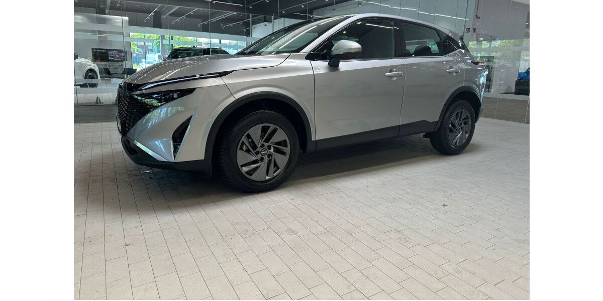 Nissan Qashqai 14.791 km 25.480 &euro; Dinslaken 46539