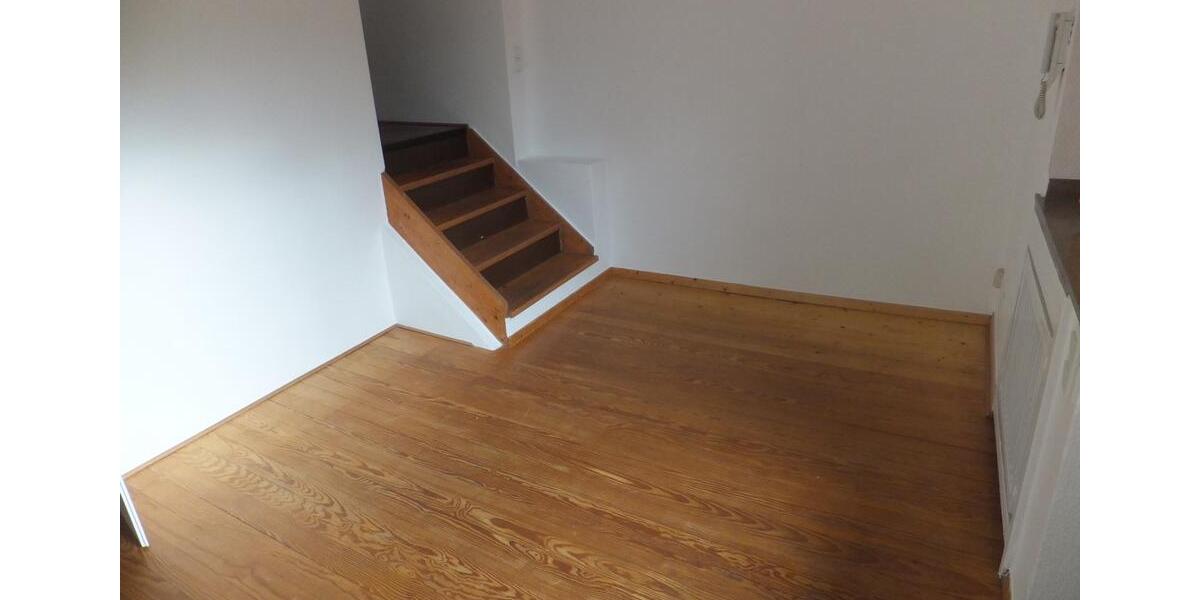Dachgeschoßwohnung Bochum Bochum-Ost - 3.5 Zimmer, 87 m&sup2;, 1.000&euro; | Angebot:26414534