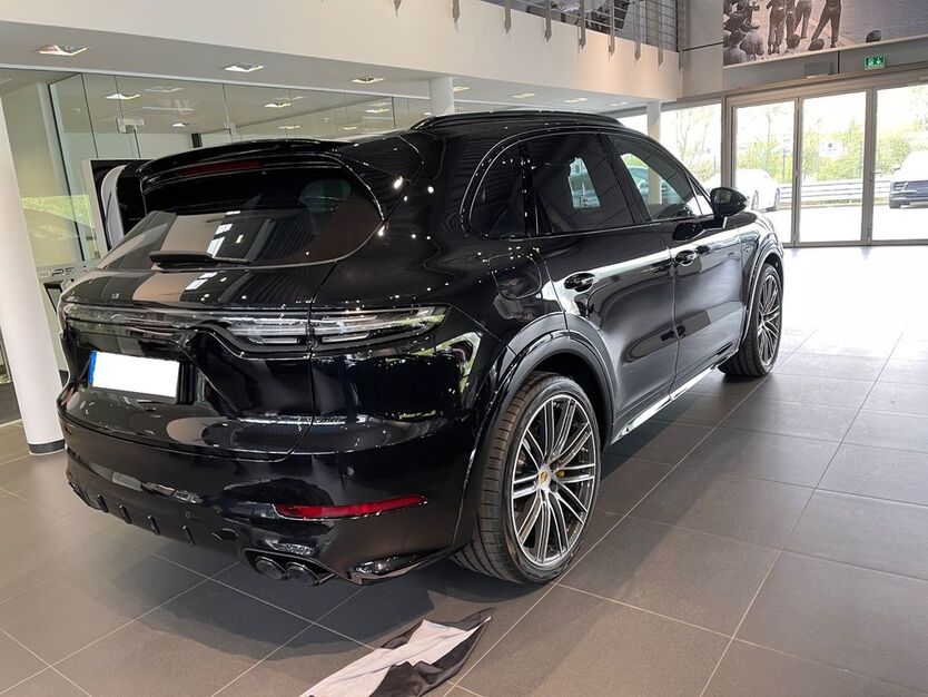 Porsche Cayenne 4.250 km 139.999 € Gevelsberg 58285