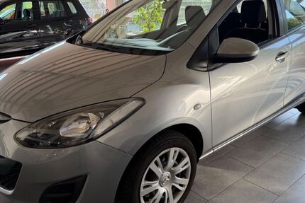 Mazda 2 88.300 km 8.500 &euro; Recklinghausen 45663
