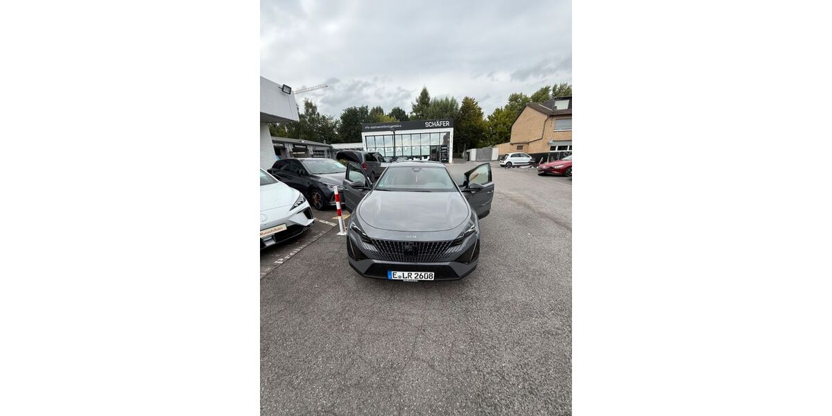 Peugeot 408 13.000 km 26.200 &euro; Essen 45279