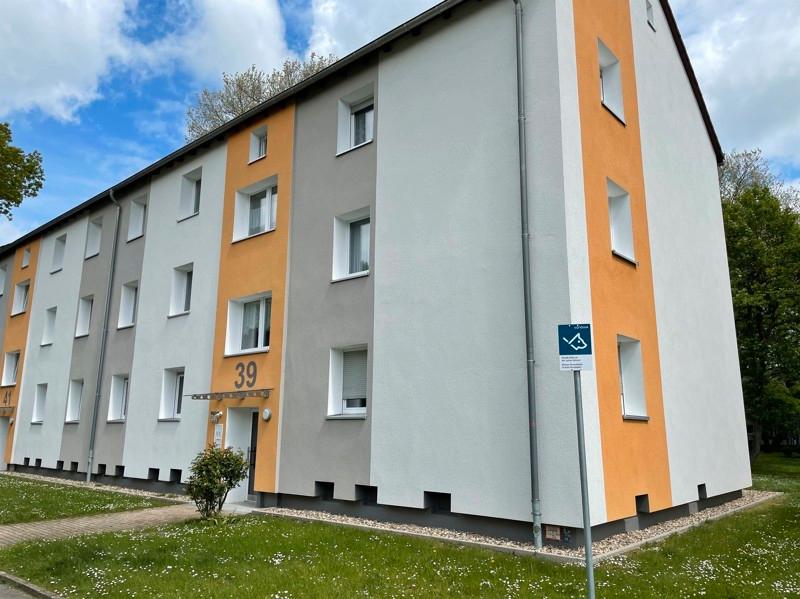 Wohnen mit Weitblick - schicke 3-Raum-Wohnung mit Panoramabalkon 3 zimmer