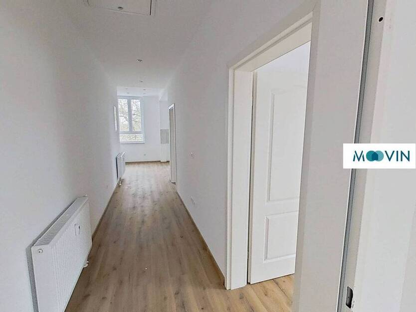 Bezaubernde und frisch modernisierte 3-Zimmer-AltbauWohnung mit Tageslichtbad