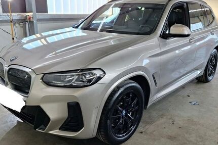 BMW iX3 145.000 km 29.999 &euro; Wuppertal 42281