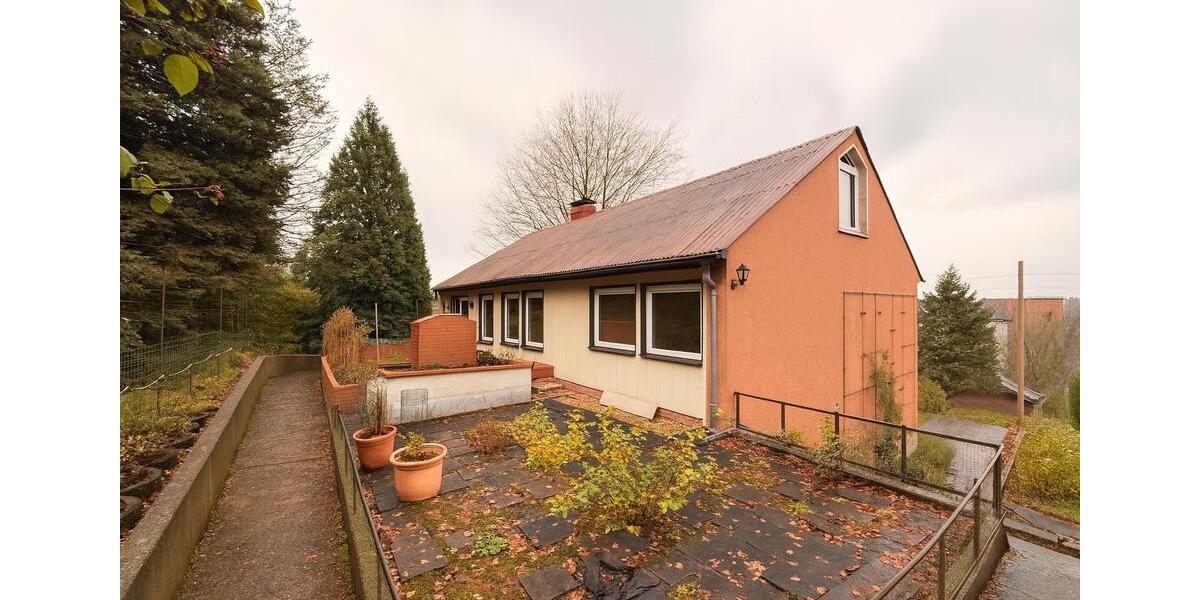 Einfamilienhaus Witten Rüdinghausen - 7 Zimmer, 140 m&sup2;, 430.000&euro; | Angebot:24090504