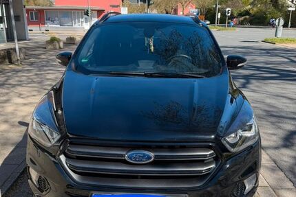 Ford Kuga 90.000 km 13.300 &euro; Bochum 44803