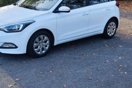 Hyundai i20 140.000 km 6.800 € Essen 45307