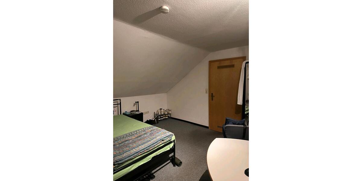 Dachgeschoßwohnung Dortmund Eving - 1 Zimmer, 35 m&sup2;, 330&euro; | Angebot:25168808
