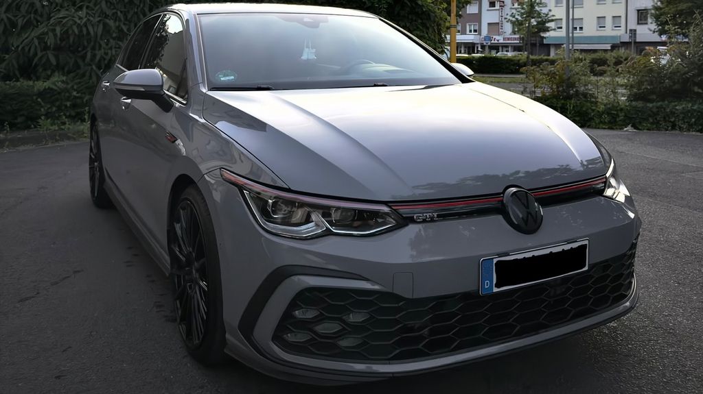 VW Golf 58.000 km 24.999 &euro; Dinslaken 46535