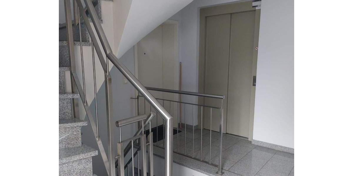 Etagenwohnung Gladbeck Mitte - 3 Zimmer, 134 m&sup2;, 1.200&euro; | Angebot:24247300