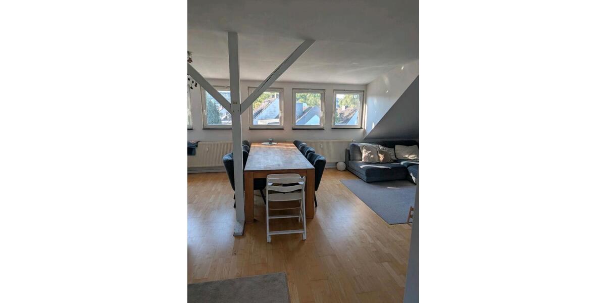 Dachgeschoßwohnung Wuppertal Gemarkung Nächstebreck - 2.5 Zimmer, 63 m&sup2;, 660&euro; | Angebot:25474550