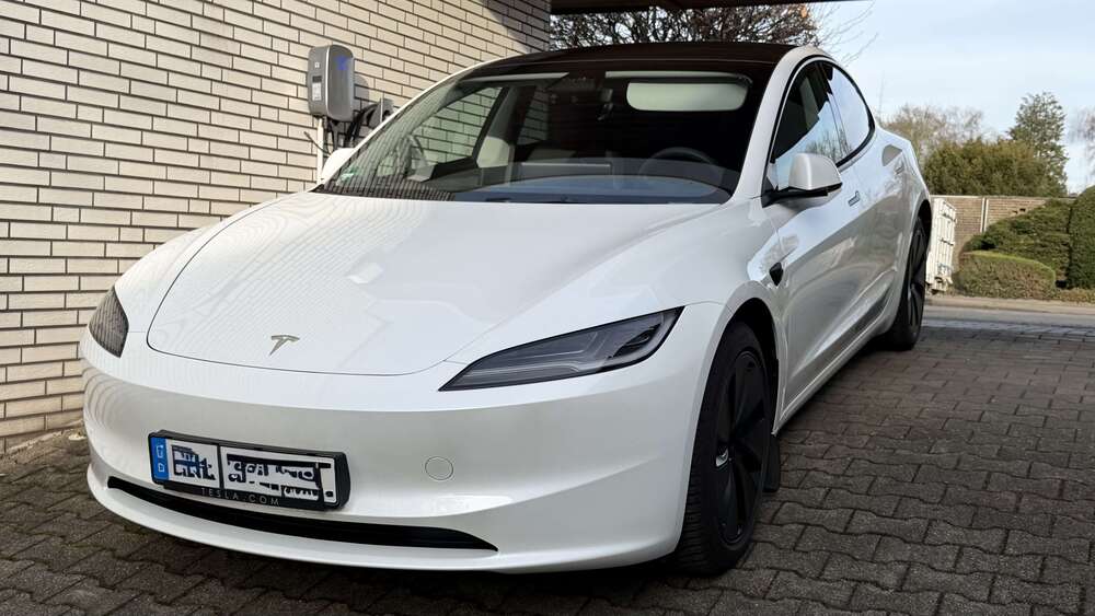 Tesla Model 3 60.527 km 27.500 &euro; Gelsenkirchen 45892