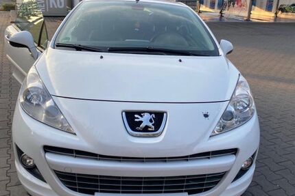 Peugeot 207 81.233 km 6.300 &euro; Bochum 44894