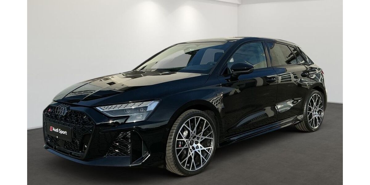 Audi RS3 4.500 km 72.550 &euro; Duisburg 47249