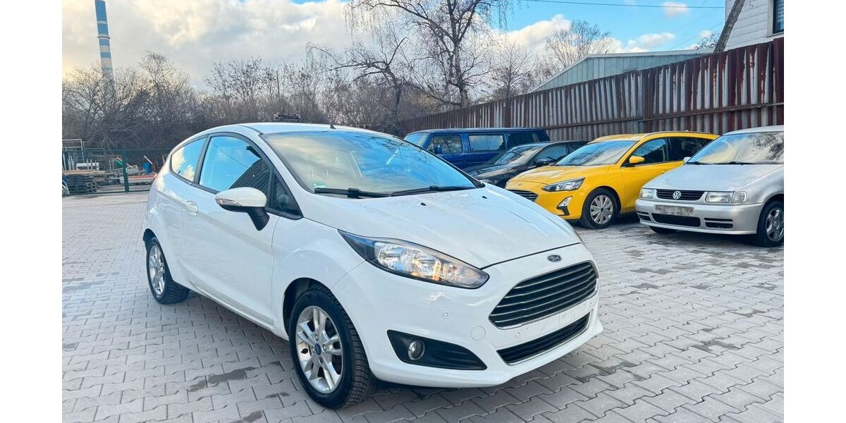 Ford Fiesta 185.000 km 2.750 &euro; Essen 45356