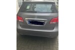 Mercedes-Benz B 180 220.000 km 9.000 € Essen 45121
