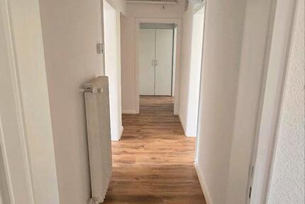 Wohnung Ratingen Tiefenbroich - 4 Zimmer, 80 m&sup2;, 1.300&euro; | Angebot:24757128