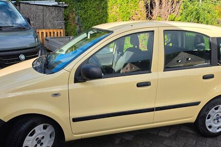 Fiat Panda 124.890 km 1.550 &euro; Bochum 44894