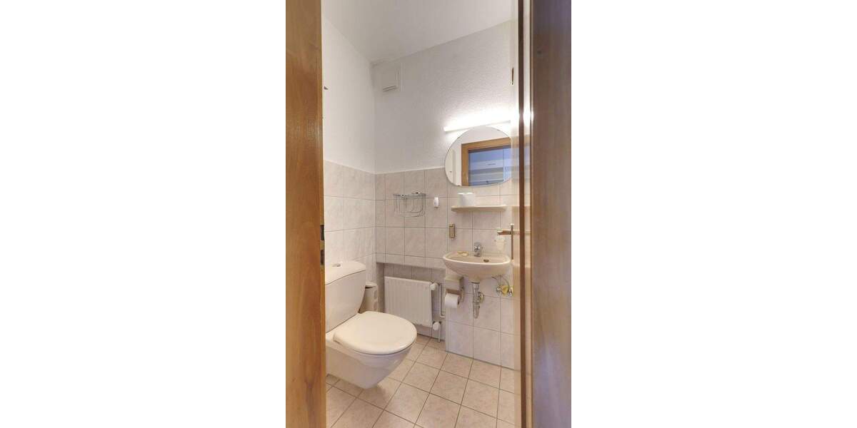 Bungalow Duisburg Alt-Homberg - 7 Zimmer, 190 m&sup2;, 599.000&euro; | Angebot:24788471