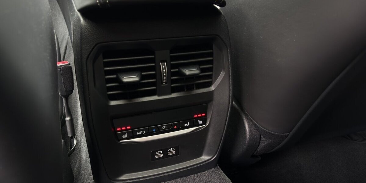 BMW i4 M60 M-SportPro HuD 360° DrivProf. Pano NP95t 5.780 km 70.400 &euro; Wuppertal 42327