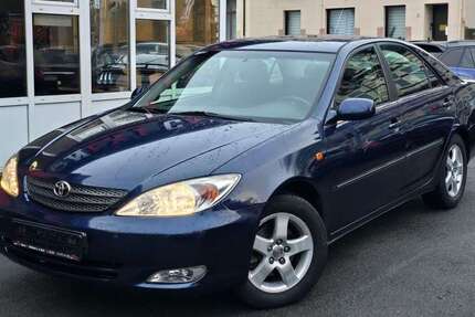 Toyota Camry 198.000 km 4.990 &euro; Mülheim an der Ruhr 45476