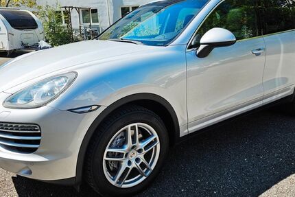 Porsche Cayenne 218.190 km 16.500 &euro; Wuppertal 42285