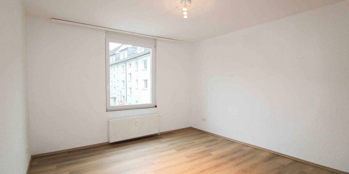 Etagenwohnung Essen Steele - 4 Zimmer, 102 m&sup2;, 135.000&euro; | Angebot:26082918