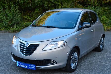 Lancia Ypsilon 23.000 km 8.300 &euro; Wuppertal 42279