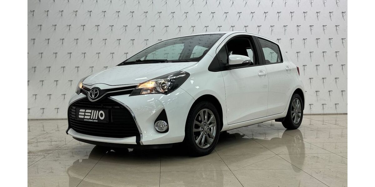 Toyota Yaris 36.058 km 9.790 &euro; Oberhausen 46149
