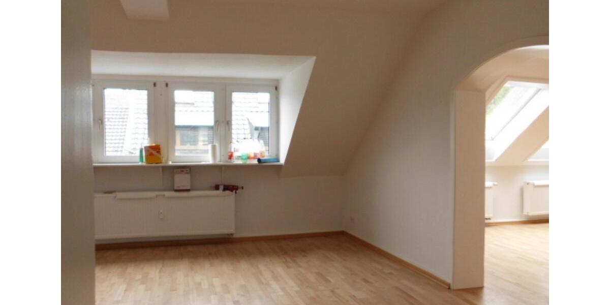 Dachgeschoßwohnung Wuppertal Brill - 4 Zimmer, 125 m&sup2;, 875&euro; | Angebot:25126965