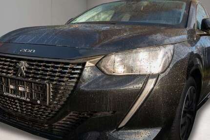 Peugeot 2008 25.293 km 16.690 &euro; Gelsenkirchen 45881