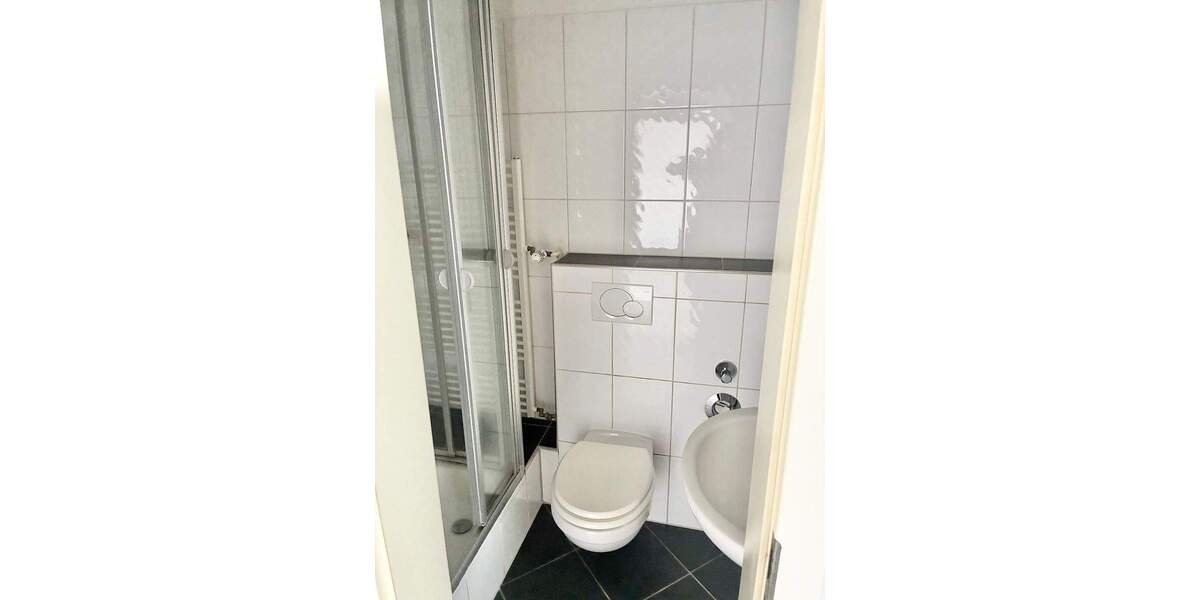 Etagenwohnung Duisburg Mittelmeiderich - 2 Zimmer, 59 m&sup2;, 449&euro; | Angebot:25535952
