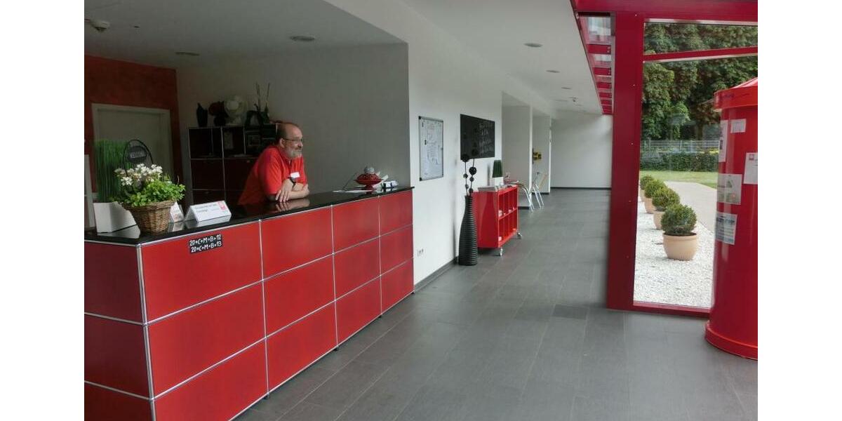 Barrierearm: 3 Zimmer-Wohnung mit Balkon und Traumaussicht!!! 3 zimmer