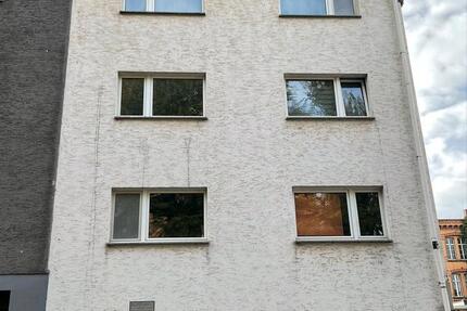 Renovierte 2 Zimmer DG-Wohnung, Masurenstr.10, Am Arrenberg 2 zimmer