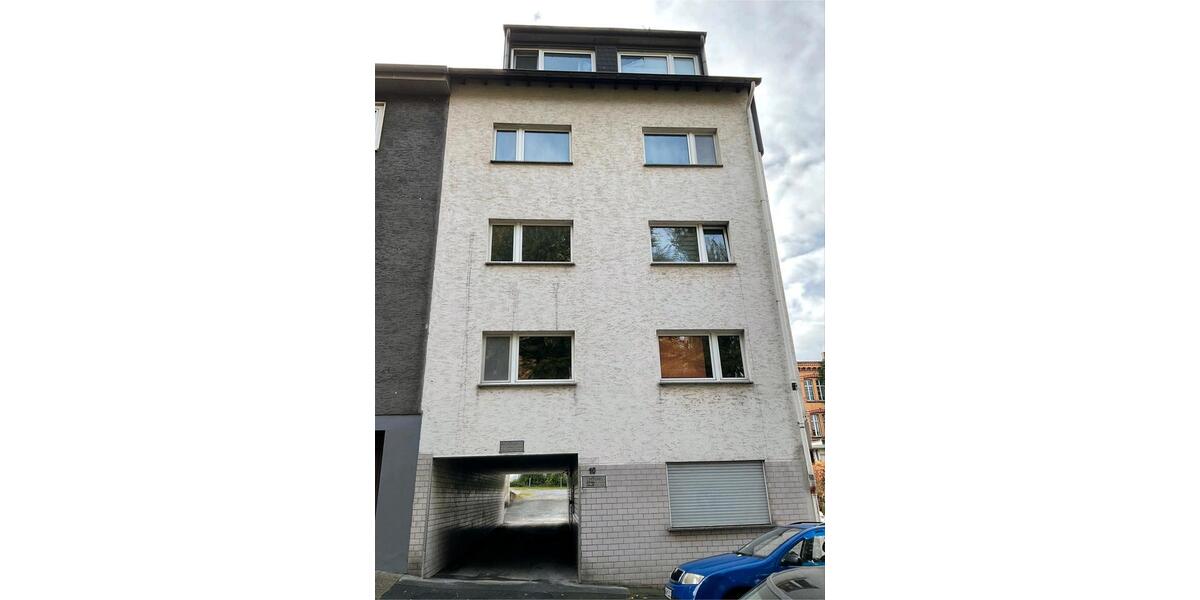 Renovierte 2 Zimmer DG-Wohnung, Masurenstr.10, Am Arrenberg 2 zimmer