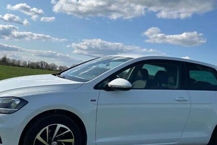 VW Golf 160.000 km 11.000 &euro; Duisburg 47167