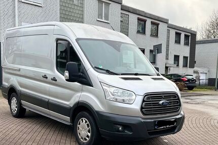 Ford Transit 145.306 km 22.900 &euro; Essen 45326