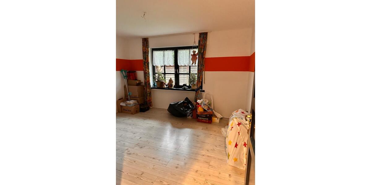 Große EG-Wohnung mit Garten – ideal für Familie & Gewerbe 3 zimmer