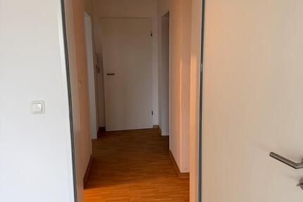 Wohnung Oberhausen Rothebusch - 3 Zimmer, 67 m&sup2;, 670&euro; | Angebot:25433405
