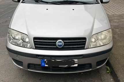 Fiat Punto 146.114 km 1.150 € Düsseldorf 40235