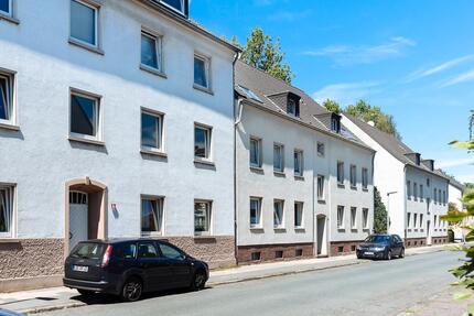 ~ Tolle Dachgeschosswohnung mit viel Platz und zentraler Lage ~ MUSTERFOTOS 3 zimmer