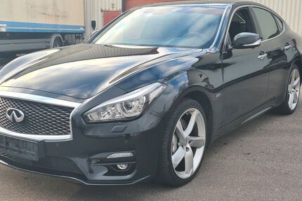 INFINITI Q70 225.000 km 10.990 &euro; Gelsenkirchen 45881