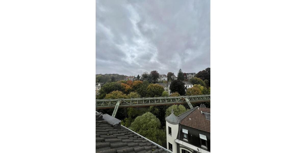 Dachgeschoßwohnung Wuppertal Unterbarmen - 5 Zimmer, 85 m&sup2;, 800&euro; | Angebot:25395285