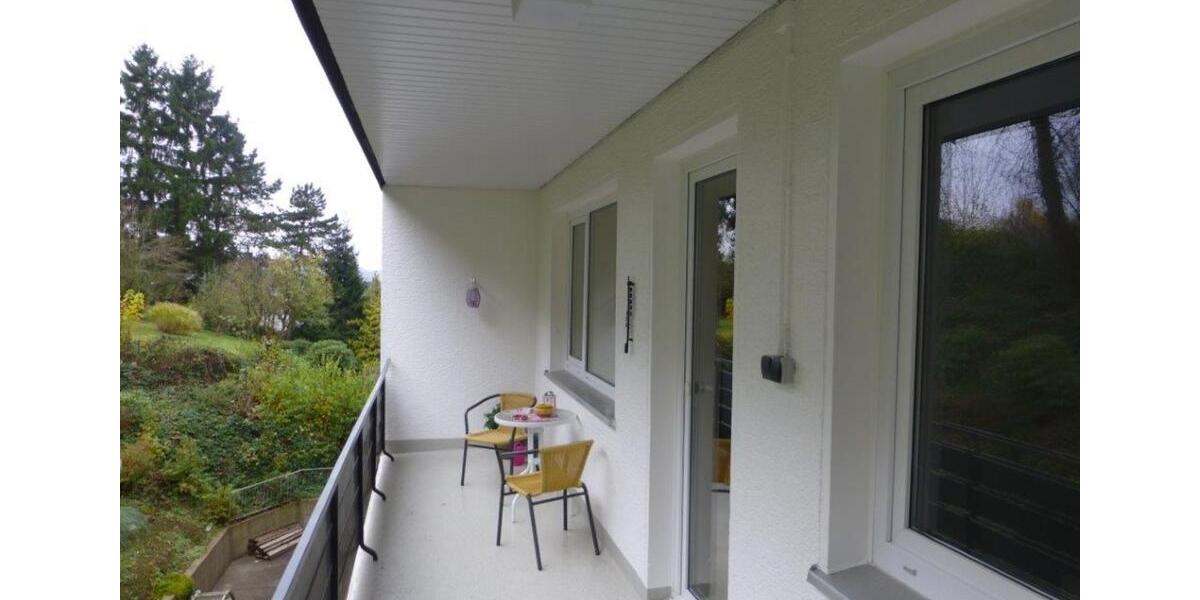 Zwei Zimmer Wohnung, mit großem Balkon, 54m², mit EBK 2 zimmer