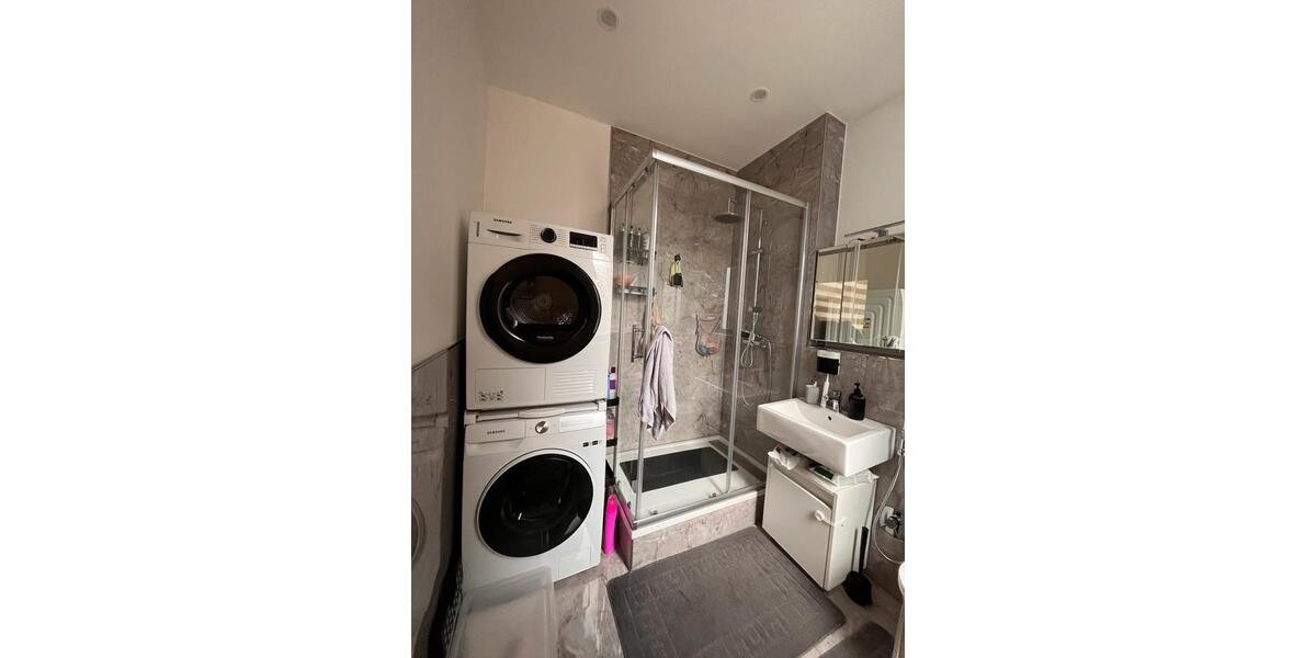 Etagenwohnung Duisburg Mittelmeiderich - 3 Zimmer, 90 m&sup2;, 175.000&euro; | Angebot:25585631