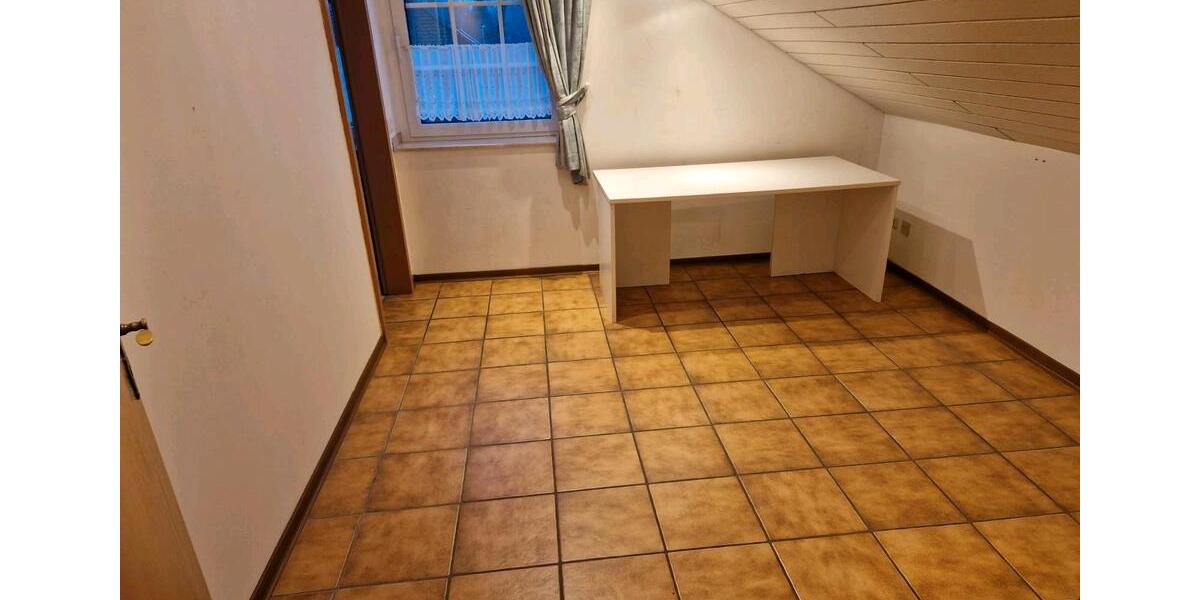 Dachgeschoßwohnung Dorsten Alt-Wulfen - 3 Zimmer, 100 m&sup2;, 950&euro; | Angebot:25600757