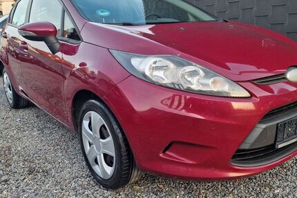 Ford Fiesta 217.000 km 3.890 &euro; Oberhausen 46145