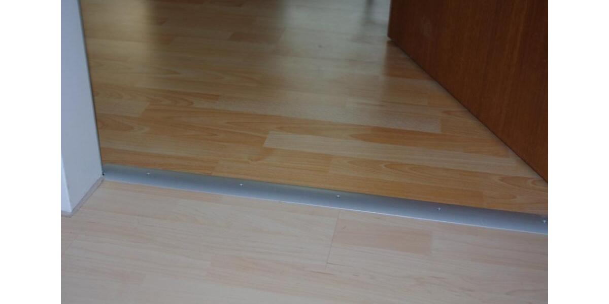 Zwei Zimmer Wohnung, mit großem Balkon, 54m², mit EBK 2 zimmer