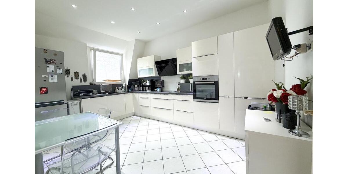 Etagenwohnung Wuppertal Barmen - 4 Zimmer, 102 m&sup2;, 220.000&euro; | Angebot:26827322